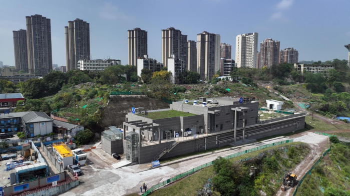 长江大；；ぶ厍烨虻谝蛔示换窘胧栽诵 